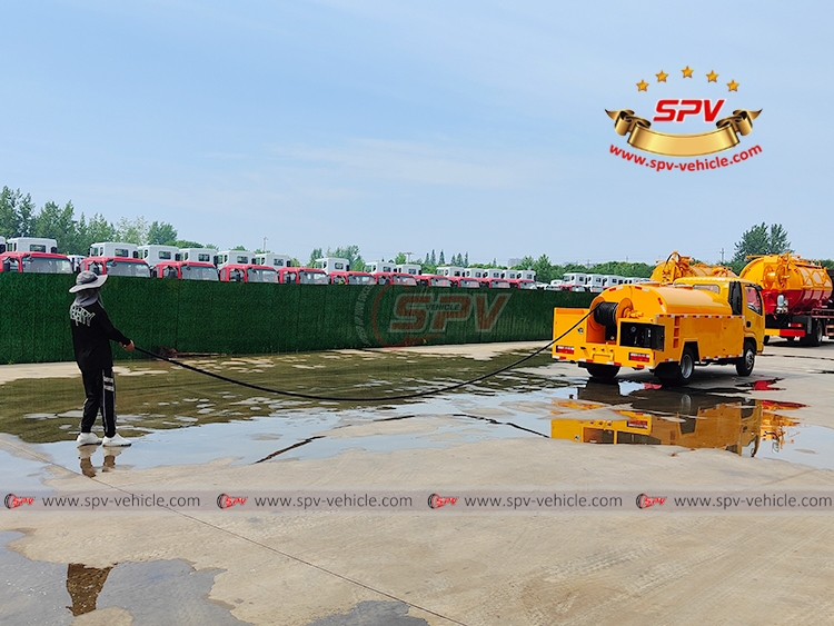 3,000 Litres Sewer Jetting Truck Dongfeng - Hose 3,000 Litres Sewer Jetting Truck Dongfeng - Hose